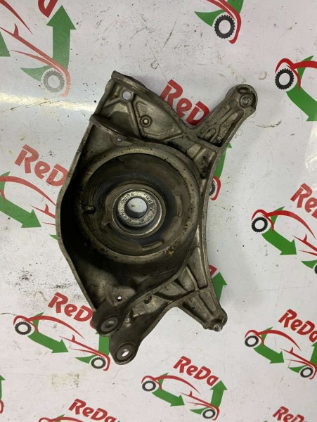 Audi A4 Sol Amortisör Takozu 8K0412383F CP (A-C-110)