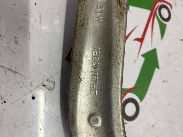 Audi A4 Sol Ön Süspansiyon Kolu 8E0407695E CP (A-C-110)