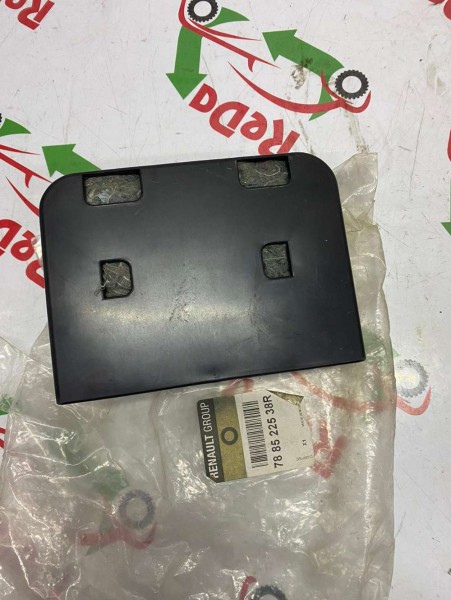 Dacia Logan Sandero 2 Sağ Arka Havalandırma Kapağı Orjinal 788522538R YP