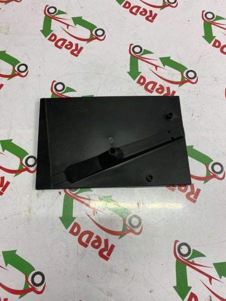 Dacia Logan Sandero Akü Alt Plastiği Orj 8200792424 YP