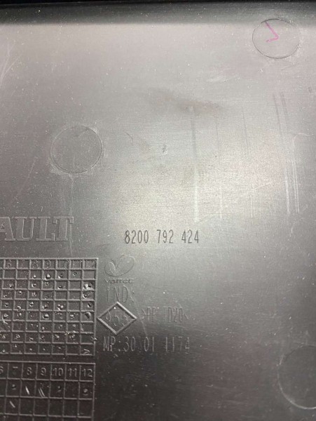 Dacia Logan Sandero Akü Alt Plastiği Orj 8200792424 YP