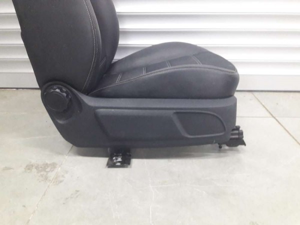 Ford Focus 2 Titanyum Sağ Ön Koltuk Deri Airbag İçinde CP (G-D-140)