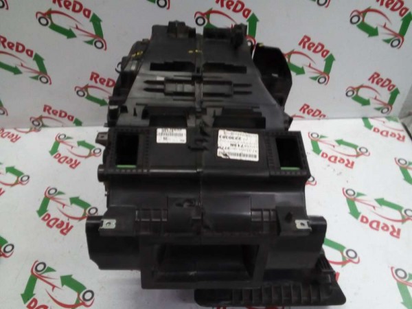 Dacia Dokker Logan Sandero Kalorifer Kutusu 272708713R HP CP