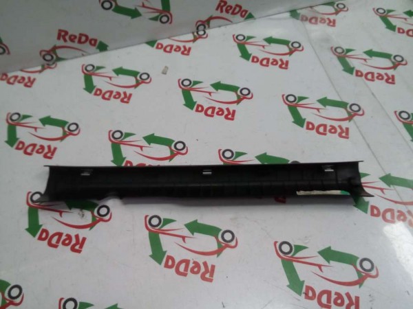 Hyundai İ10 Sağ Eşik Trim Kapağı 85880-K7000 SP YP (DA-110)