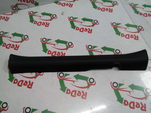 Hyundai İ10 Sağ Eşik Trim Kapağı 85880-K7000 SP YP (DA-110)