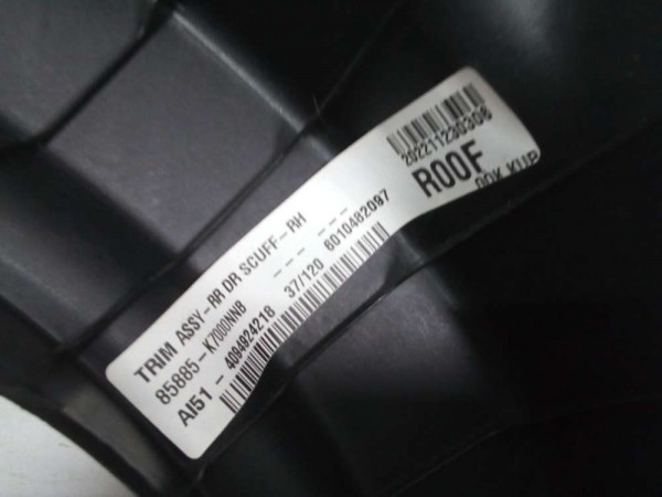 Hyundai İ10 Sağ Arka Kapı Alt Trimi 85885-K7000NNB SP YP (DA-110)