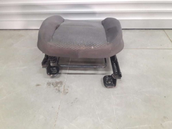 Ford Focus 2 Sağ Ön Alt Koltuk CP HP(F-G-140)