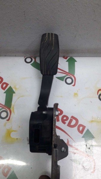 Dacia Sandero Gaz Pedalı 180100912R CP