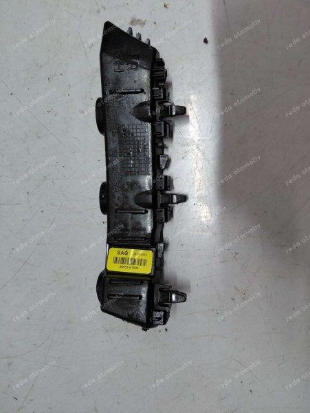 Hyundai İ10 Ön Tampon Sağ Yan Bağlantı Braketi 86652-K7000 SP YP (BA-110)