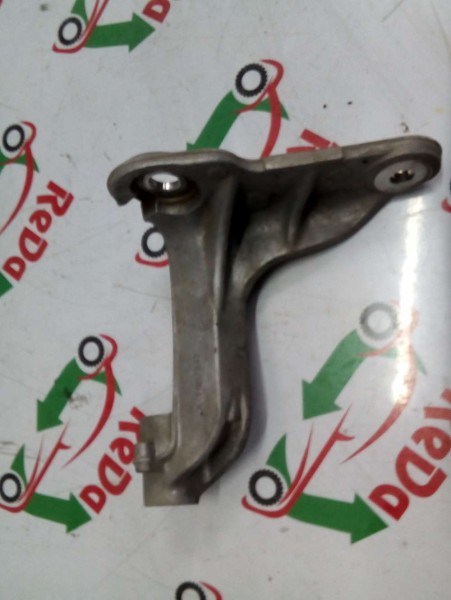 Renault Clio5 Beşik Bağlantı Parçası Sol 548518613R CP (AA-125)