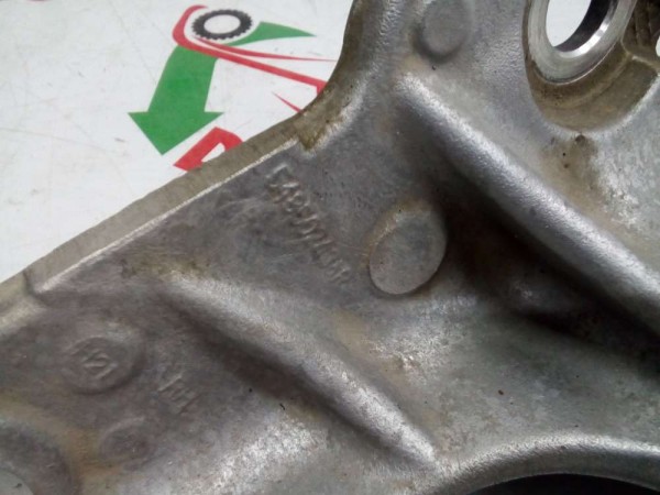 Renault Clio5 Beşik Bağlantı Parçası Sağ 548502436R CP (AA-125)