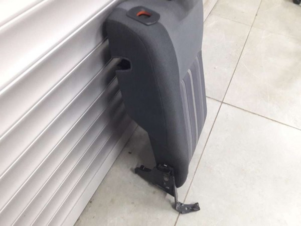 Ford Focus 2 sağ Arka Sırt Koltuk kumaş CP(E-B-140)