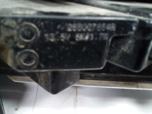 Renault Clio 4 Sağ Gündüz Farı (LEKELİ) 266007864R HP CP