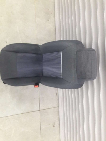 ford fiesta sağ ön koltuk kumaş CP (E-A-140)(E-B-140)