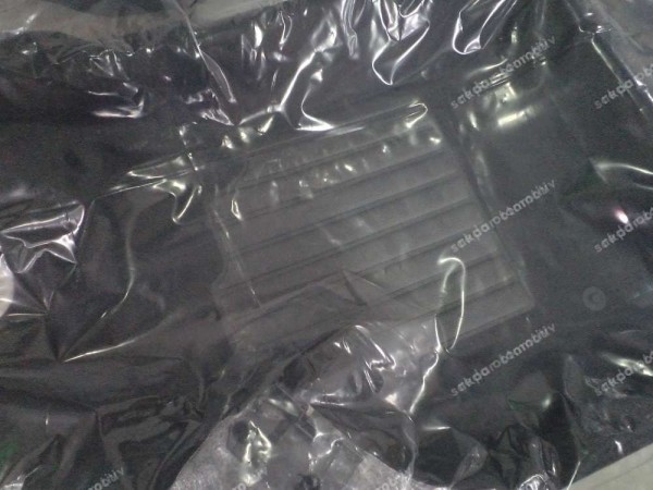 Dacia Dokker Taban Halısı Orjinal Sıfır 749021590R YP