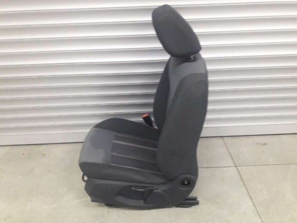 ford fiesta sol ön koltuk kumaş cp (E-B-140)