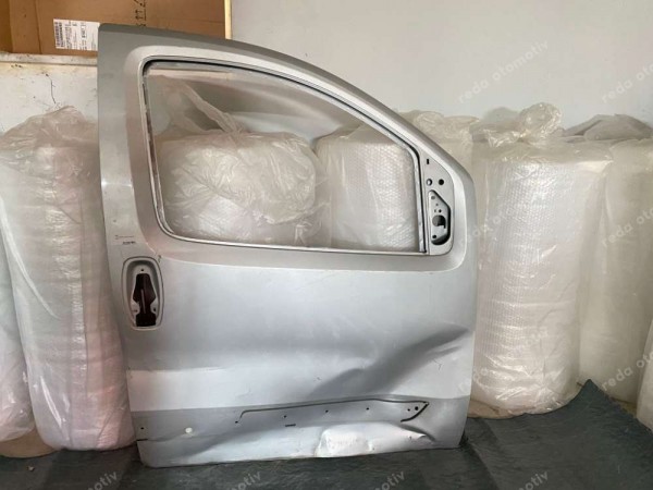 Fiat Fiorino Sağ Ön Kapı (16-20)