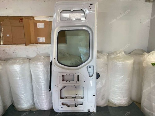 Mercedes Sprinter Sağ Arka Bagaj Kapısı