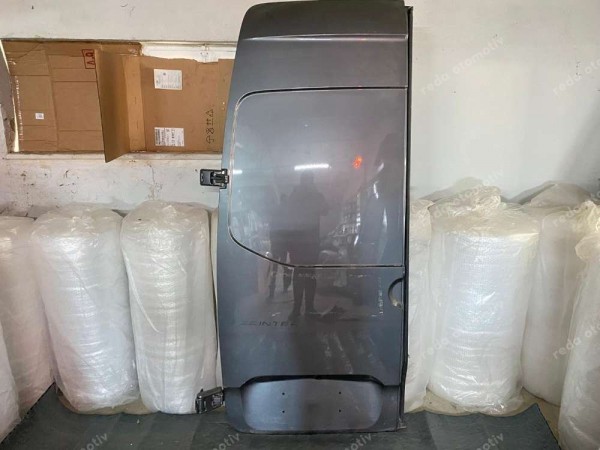 Mercedes Sprinter Sol Arka Bagaj Kapısı
