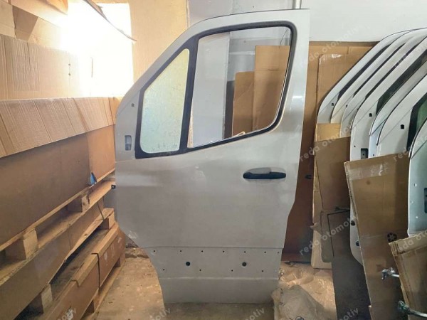 Mercedes Sprinter Sol Ön Kapı