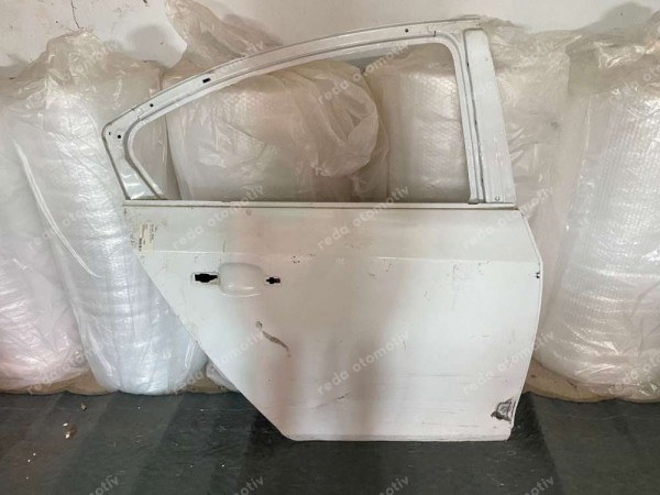 Chevrolet Cruze Sağ Arka Kapı