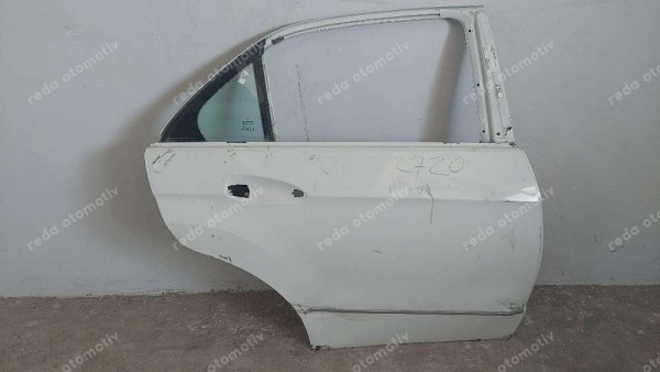 Mercedes Benz E320 Sağ Arka Kapı
