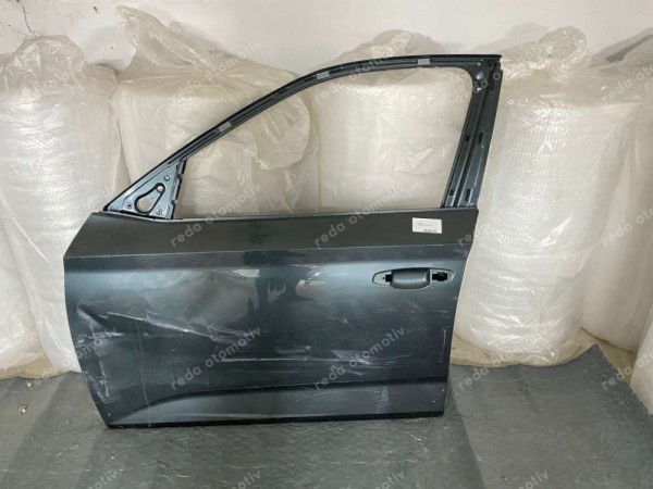 Skoda Scala Sol Ön Kapı