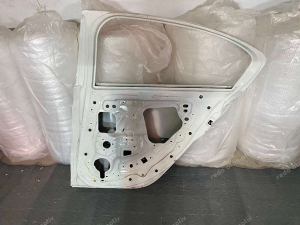 Fiat Egea Sağ Arka Kapı