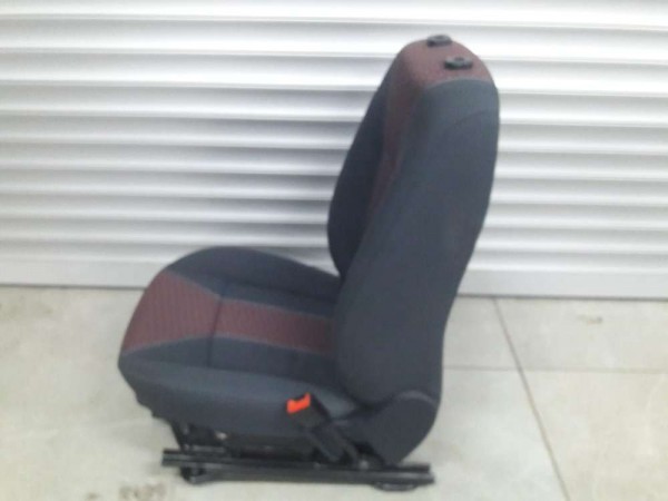 FORD FİESTA ÖN SAĞ TİTANYUM KOLTUK CP(F-D-140)