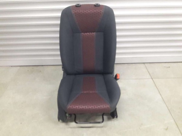 FORD FİESTA ÖN SAĞ TİTANYUM KOLTUK CP(F-D-140)