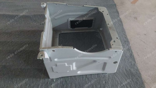 Mercedes Sprinter Koltuk Kızak Kapağı