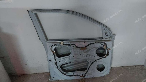 Hyundai İ20 Sol Ön Kapı CP