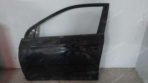 Hyundai İ20 Sol Ön Kapı