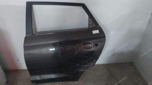 Hyundai Kona Sol Arka Kapı