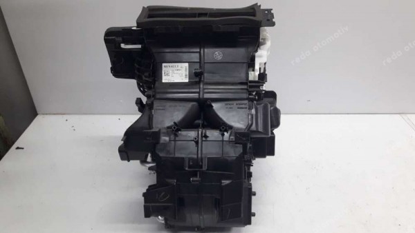 Renault Clio5 Kalorifer Kutusu 272700241R SP YP