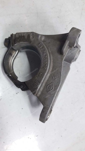 Renault Clio5 Aks Bağlantı Askısı Kelepçesi 397742890R CP