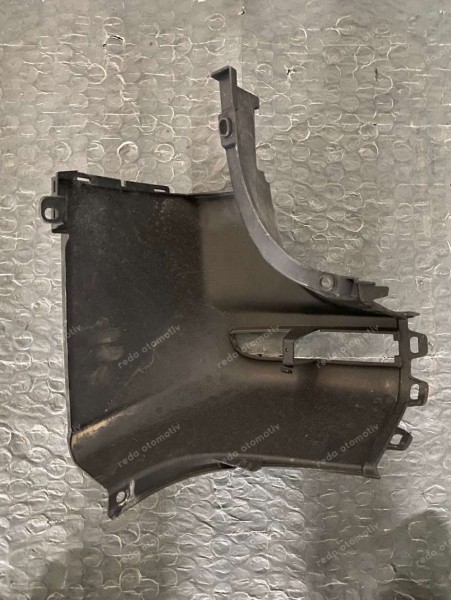 Mercedes Sprinter Arka Tampon Sağ Tampon Eki