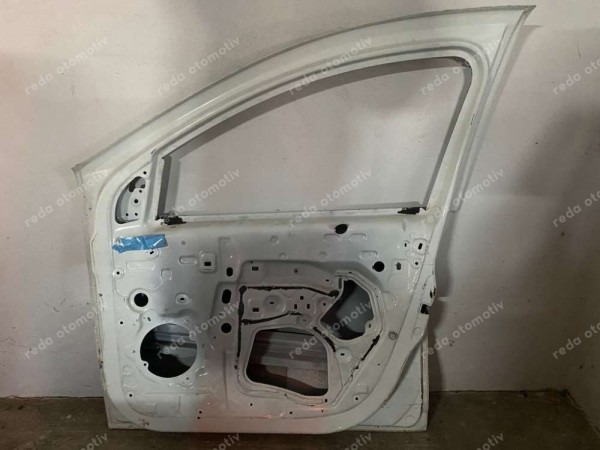 Renault Symbol 3 Sağ Ön Kapı