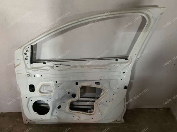 Renault Megane 4 Sağ Ön Kapı