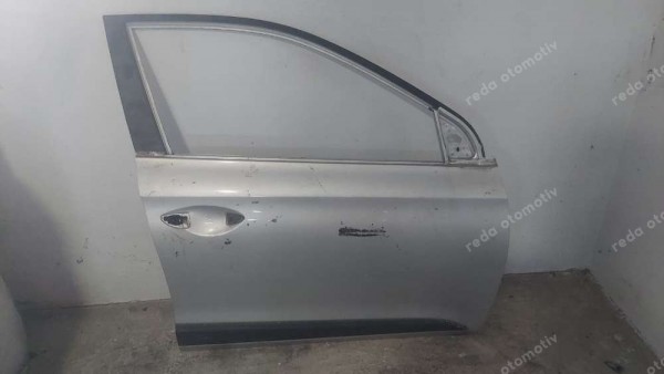 Hyundai İ20 Sağ Ön Kapı