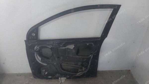 Hyundai İ10 Sağ Ön Kapı