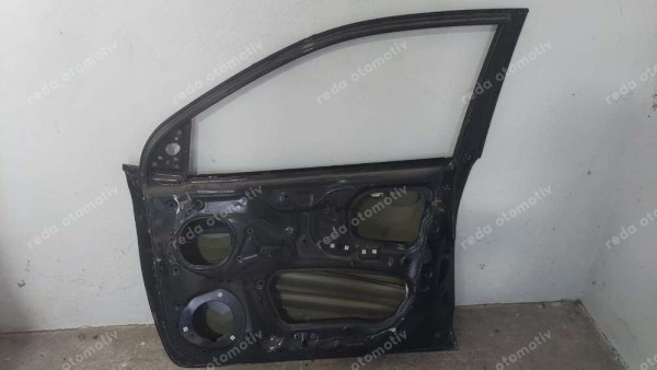 Hyundai İ20 Sağ Ön Kapı