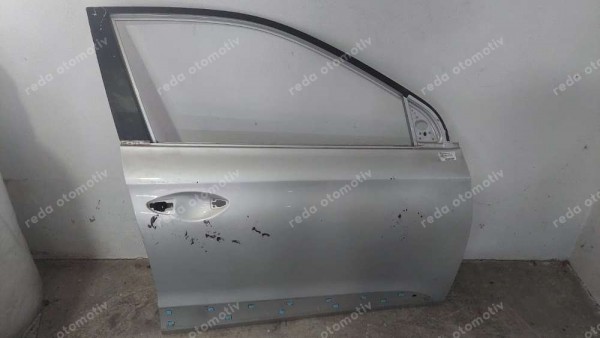Hyundai İ20 Sağ Ön Kapı