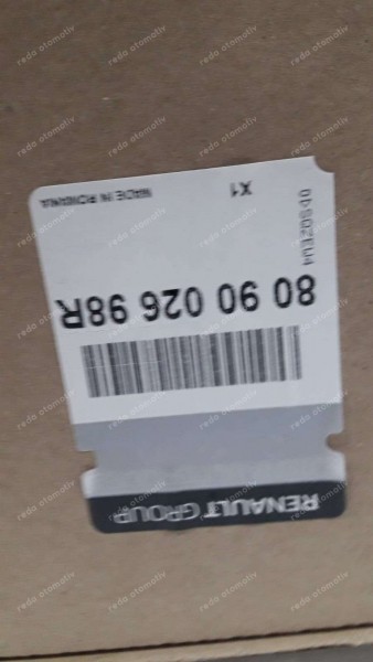 Dacia Duster 4X2 Sağ Ön Kapı Döşemesi 809002698R YP (DA-130)