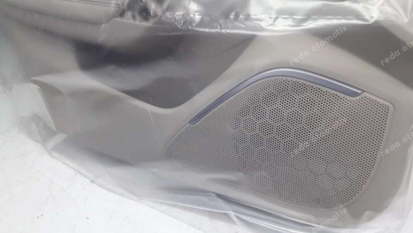 Renault Megane4 Sedan Sol Ön Kapı Döşemesi 809013088R (DA-130)