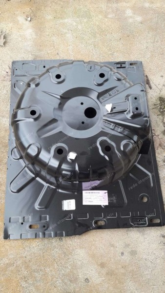 Dacia Duster XJD Arka Taban Sacı 745143095R YP