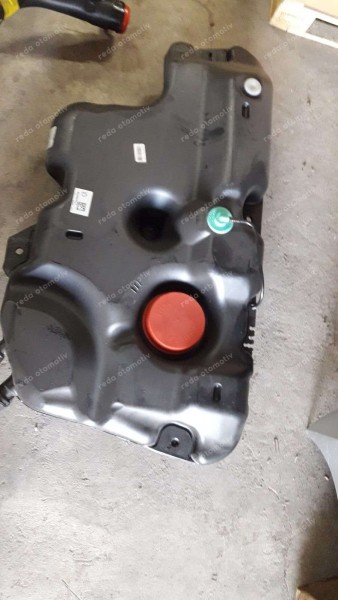 Dacia Duster XJD Yakıt Deposu 172036520R YP