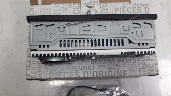 Renault Clio5 Kumandalı Radyo 7711960982 YP (DA-130/HA-130)