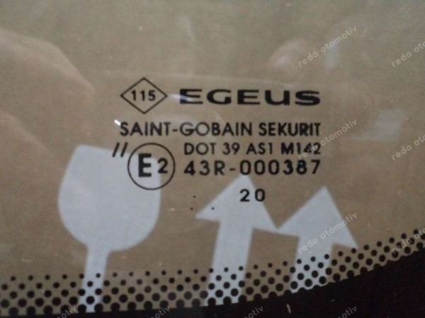 Renault Master 3 Ön Cam Orjinal Sıfır YP (İA-110)