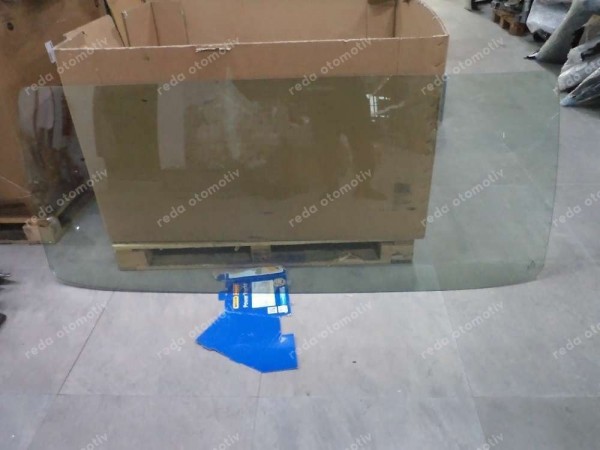 Mitsubishi Fuso Canter Ön Cam Orjinal CP (LC-130)